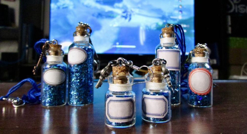 Hydro Crystofly Dust Jewelry